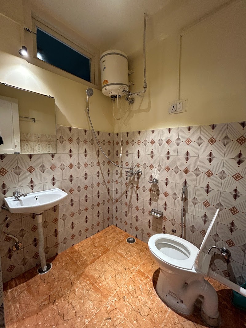 Whoopers Hostel Jibhi - Whoopers Hostel Jibhi NH 305, Rashala, Jibhi, Himachal Pradesh 175123, India