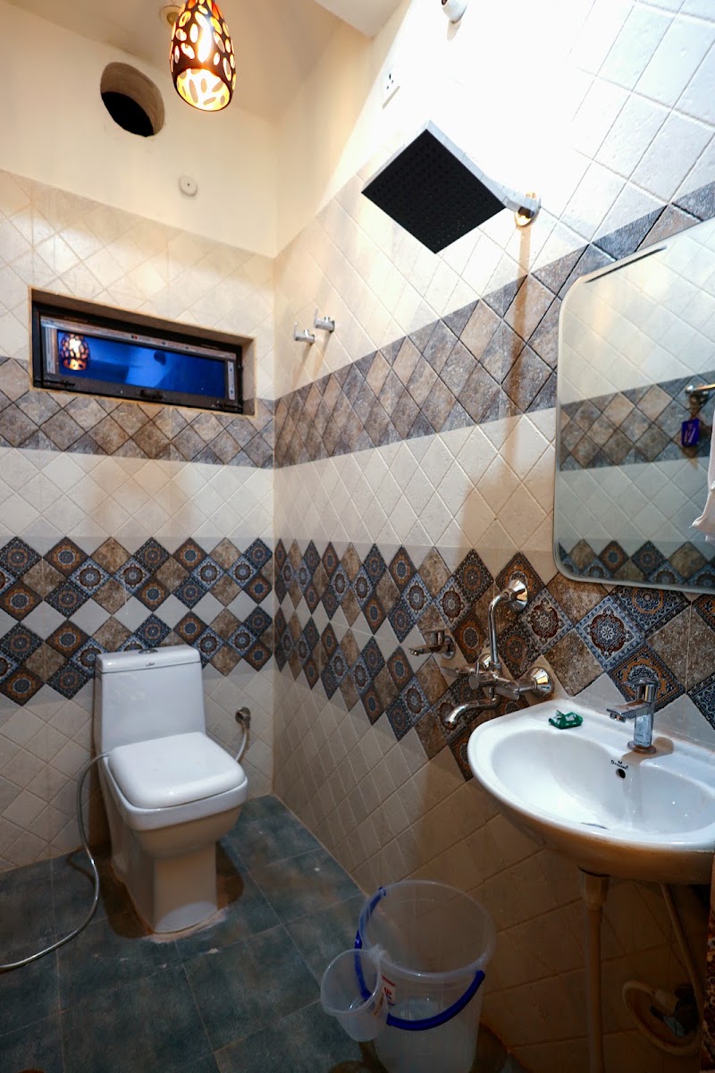 Kasha Homestay - Kasha Homestay, Sankat Mochan Rd, Bhogabir, Saket Nagar Colony, Lanka, Varanasi, Uttar Pradesh 221005, India