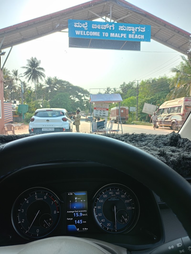 Goan taxi cab - Goan taxi cab, Chandra Wada, Hno D3/F4, Ambica nagar, Fatorda, Margao, Goa 403602, India