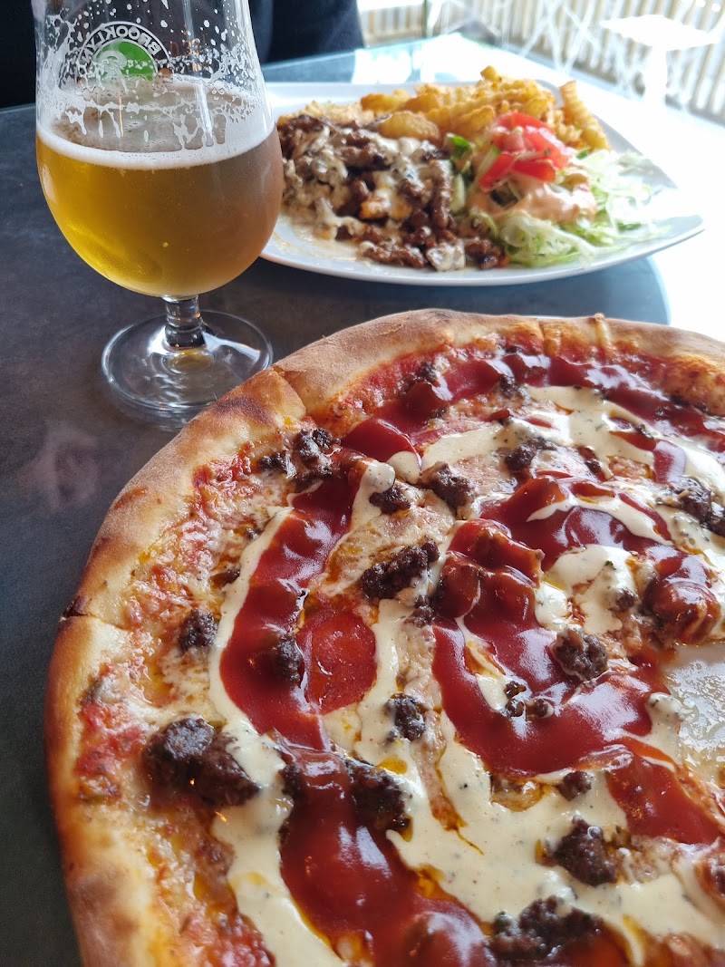 Lille Milano pizza og kebab restaurant - Lille Milano pizza og kebab restaurant, Storgata 57, 8370 Leknes, Norway
