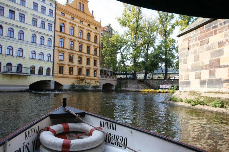 Pražské Benátky s.r.o. - Pražské Benátky s.r.o., 3, Křižovnické nám. 191, Staré Město, 110 00 Praha-Praha 1, Czechia