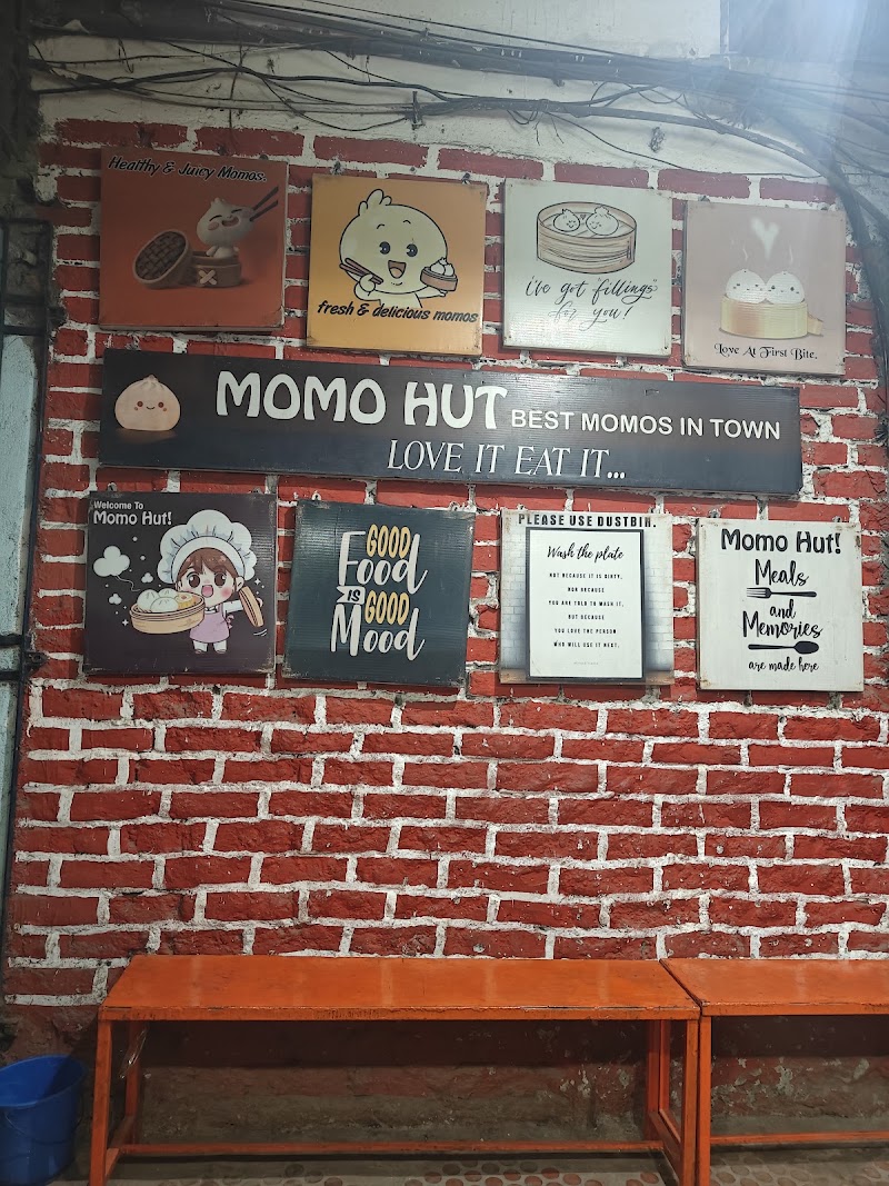 Momo Hut - Momo Hut Near Taiwah, Opposite Bidhan Jewellers, Shri Maa Bhawan, Hill Cart Rd, Ward 6, Siliguri, West Bengal 734001, India